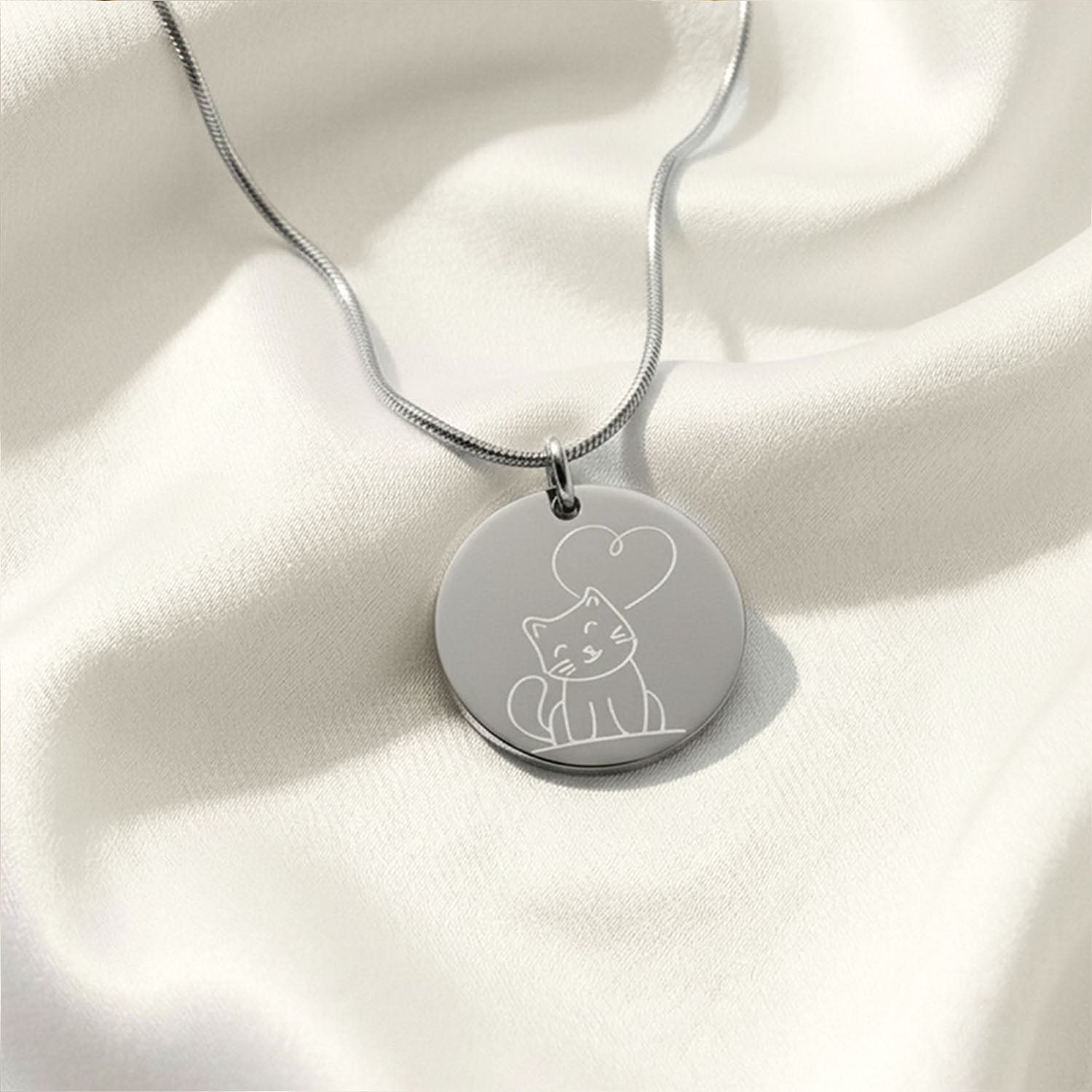 Cute Cat Circle Necklace Silver