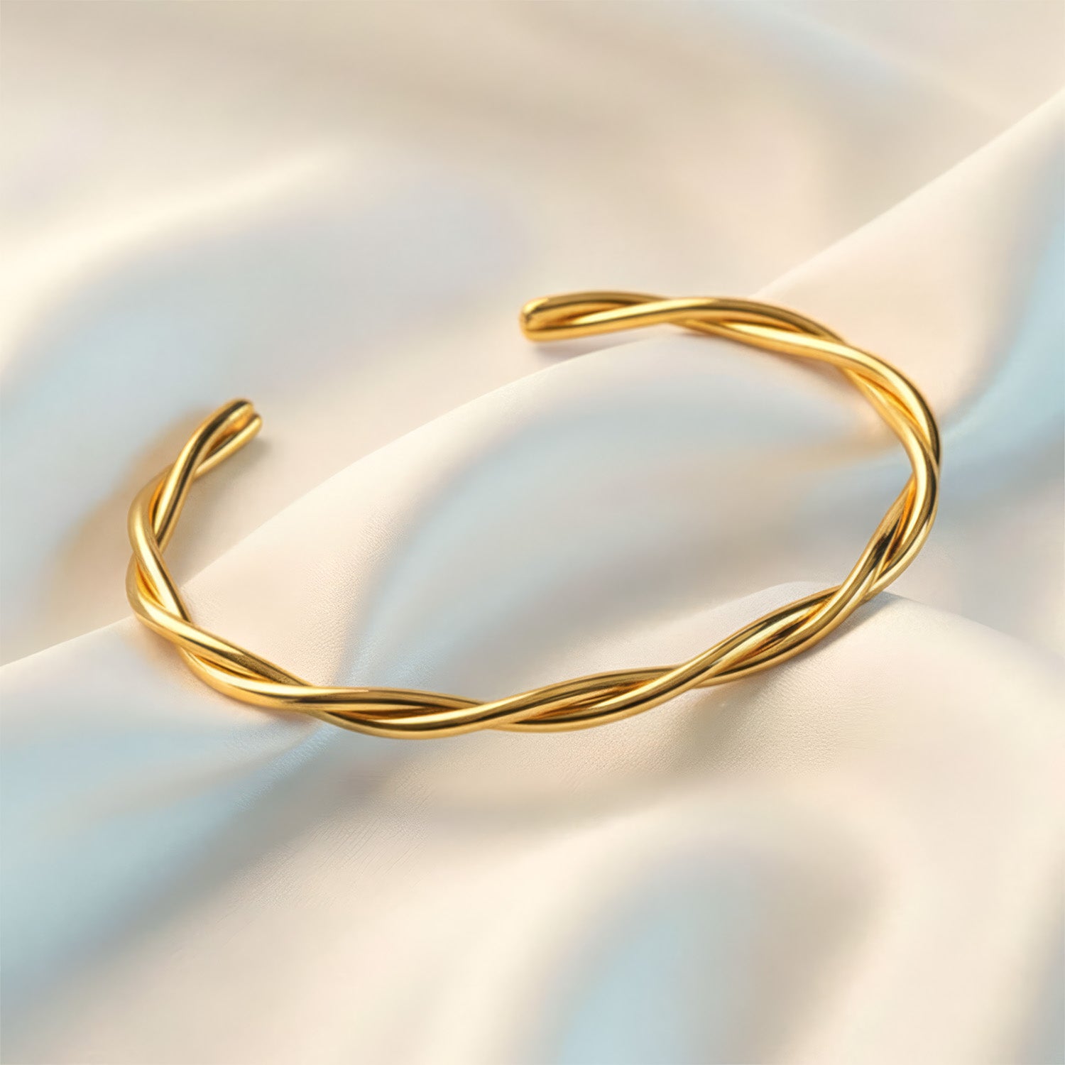 W Premium Jewellery Bracelet Twisted Gold