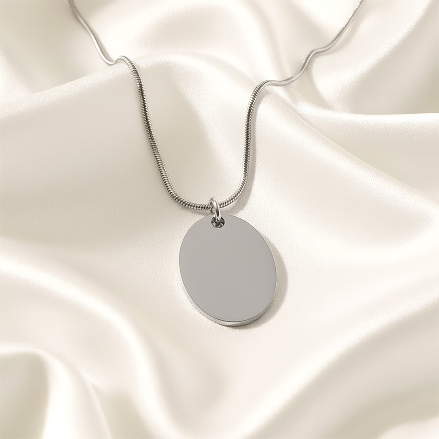 Oval Necklace Silver