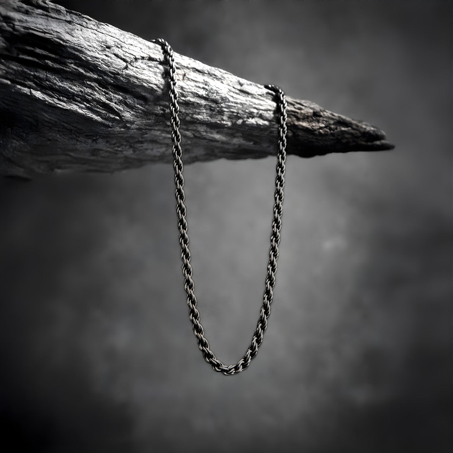 Titan Weave Chain Necklace