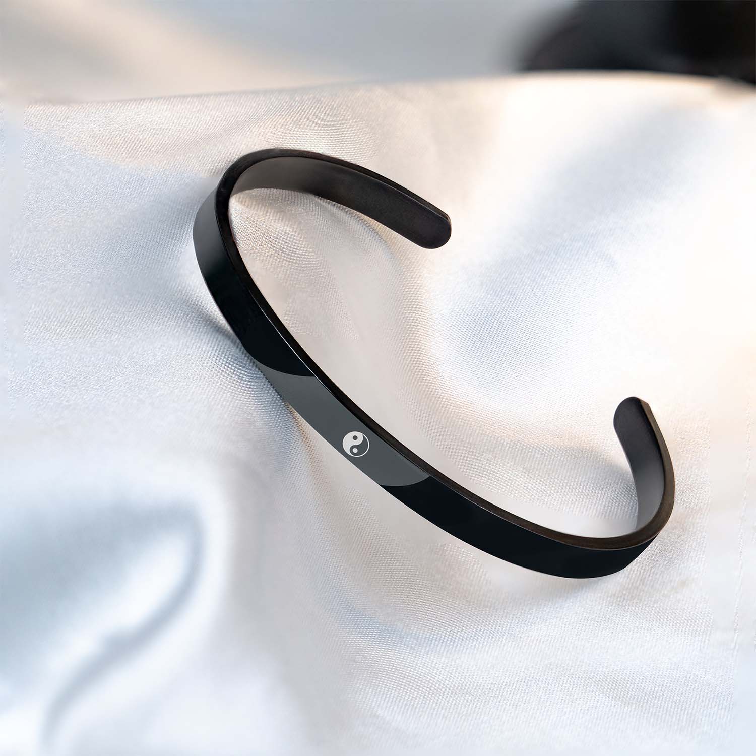 Yin Yang Gloss Cuff Adjustable Bracelet Black