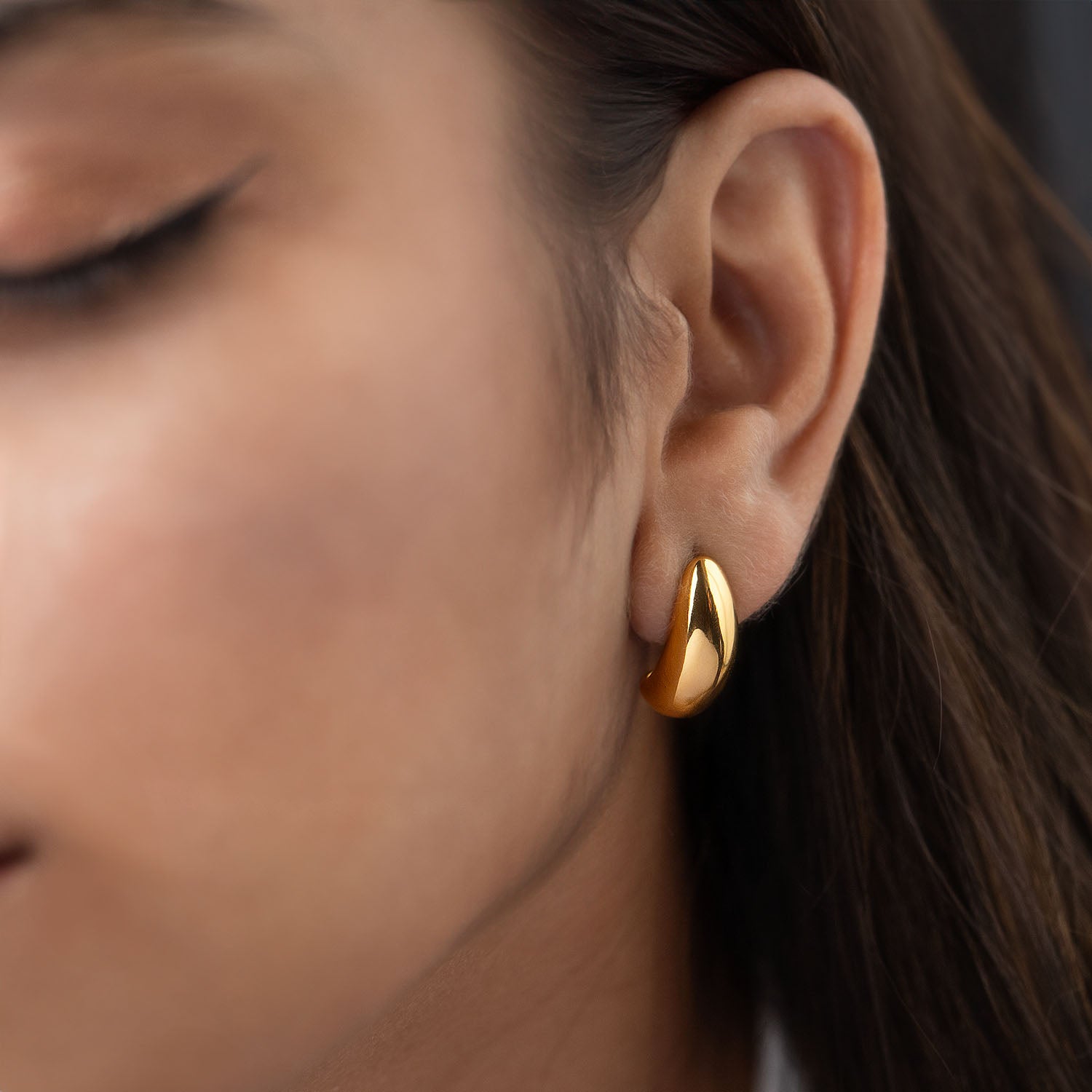 Margo Teardrop 18K Gold Stud Earrings