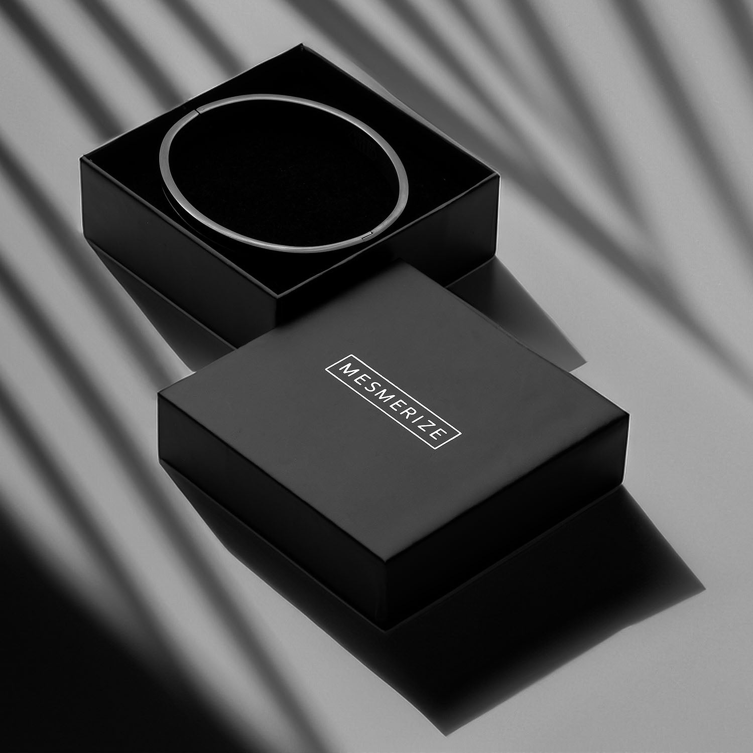 Hex Matrix Kada Bracelet Black