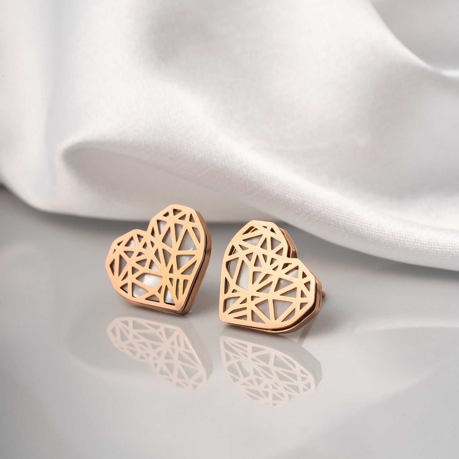 W Premium Jewellery Earrings Polyheart